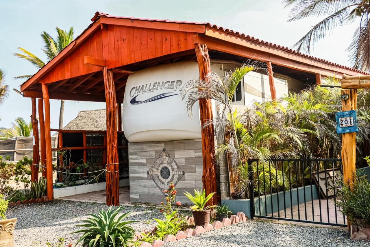 Bungalows Laguna Del Tule San Patricio Melaque Exterior photo