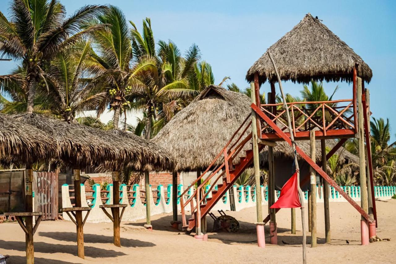 Bungalows Laguna Del Tule San Patricio Melaque Exterior photo